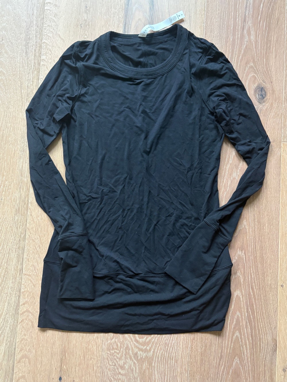 VEUC Lululemon Rule the Day LS black small